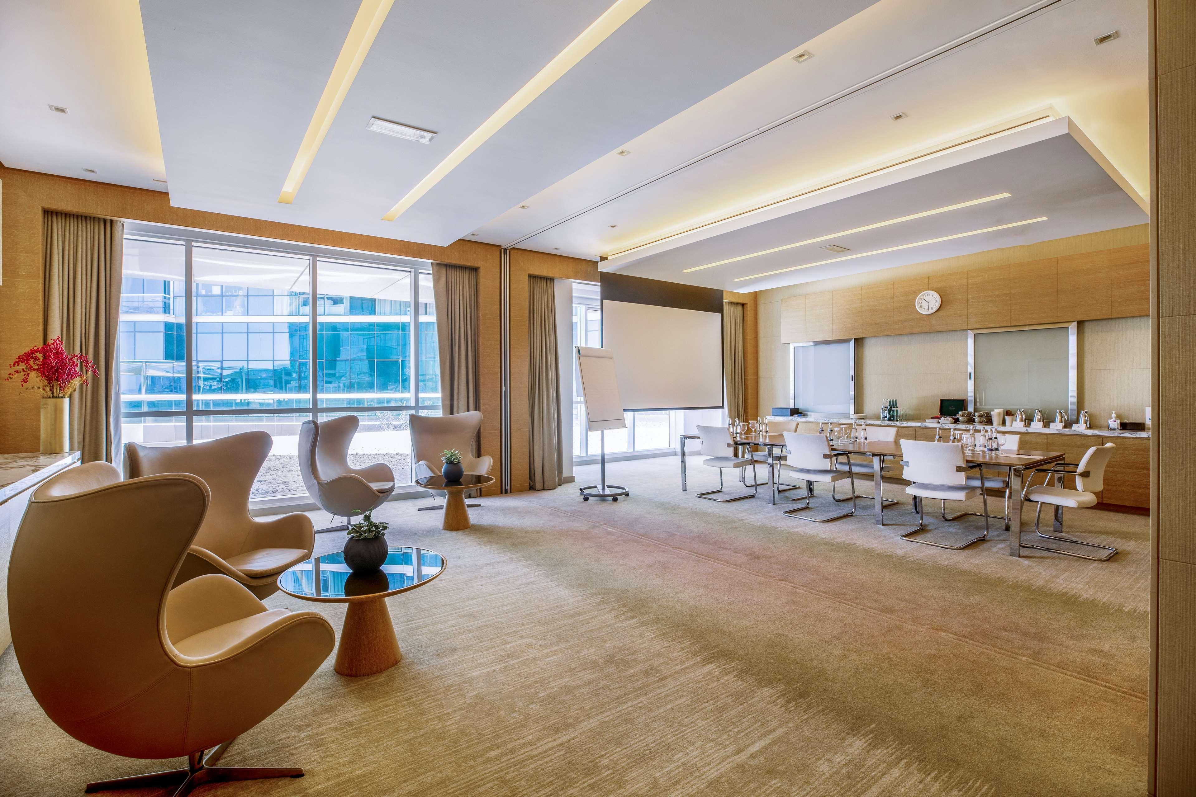 Doubletree By Hilton Dubai Jumeirah Beach Esterno foto