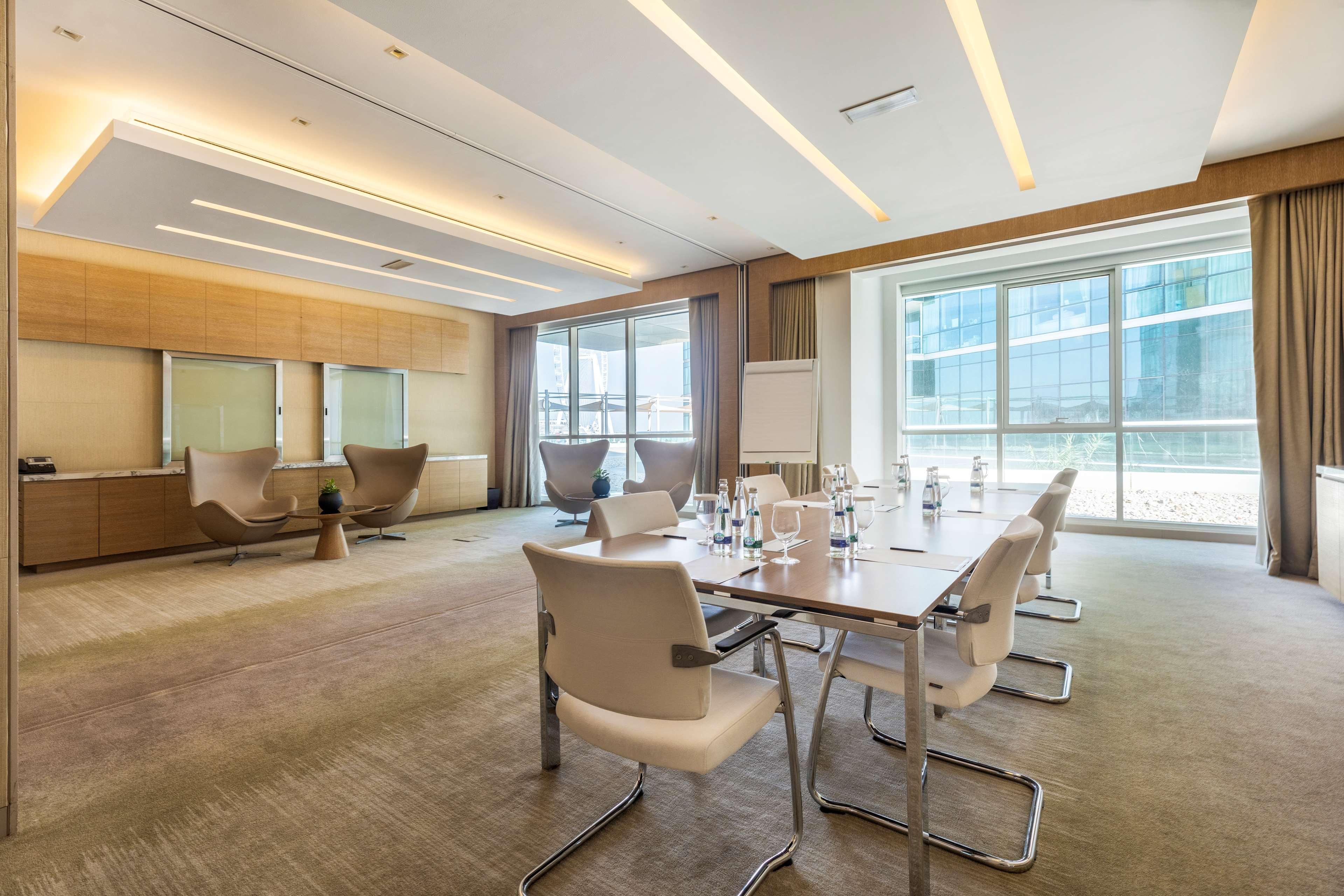 Doubletree By Hilton Dubai Jumeirah Beach Esterno foto