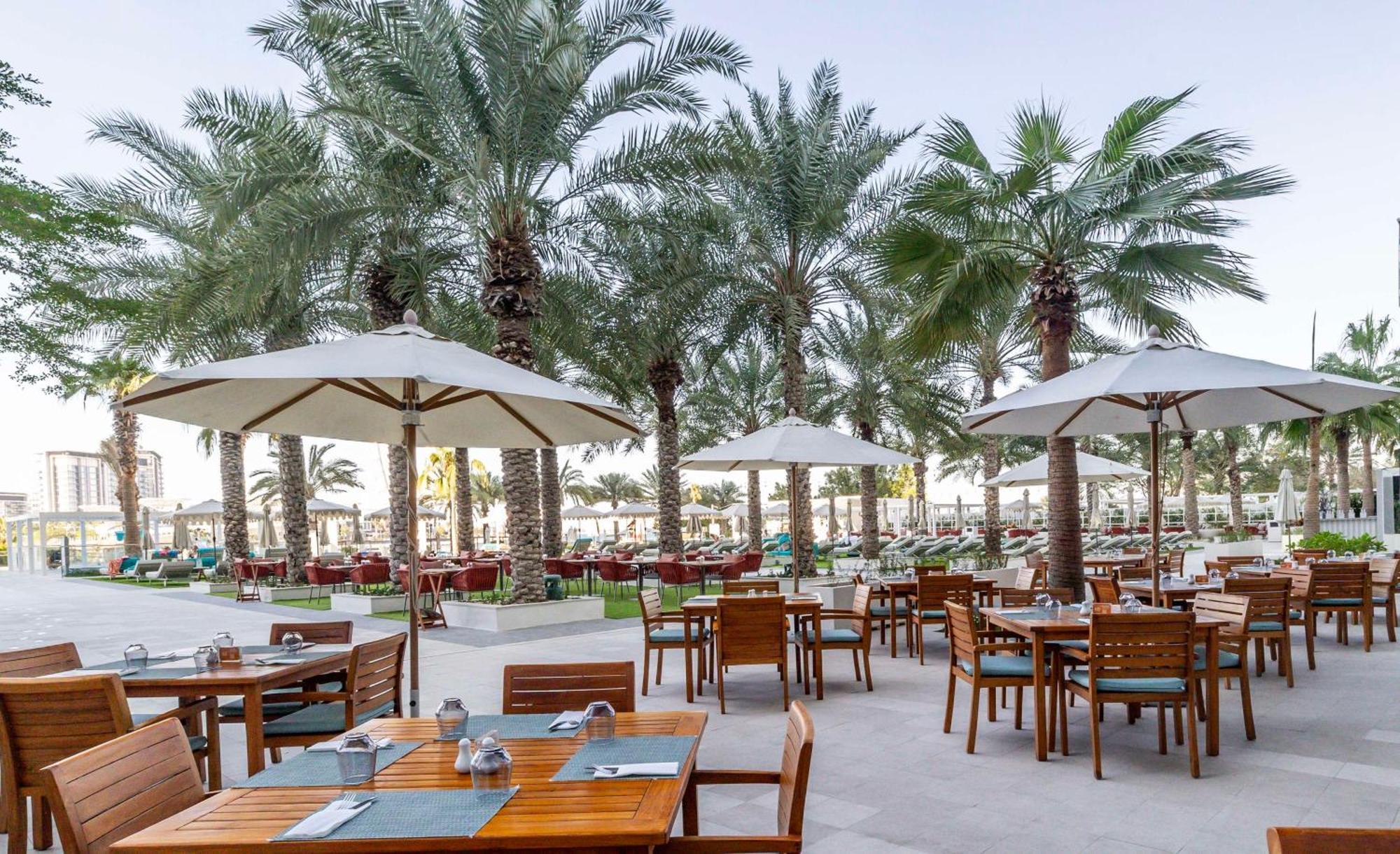 Doubletree By Hilton Dubai Jumeirah Beach Esterno foto