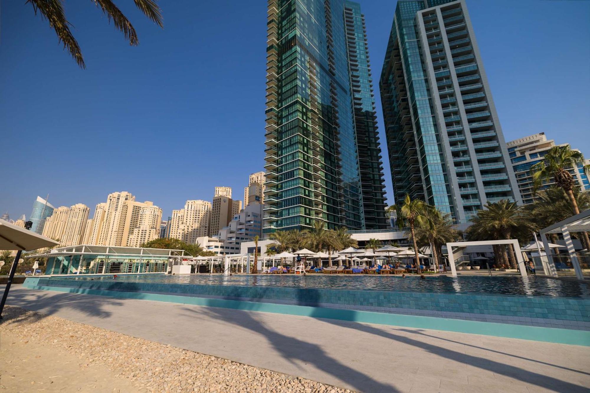Doubletree By Hilton Dubai Jumeirah Beach Esterno foto