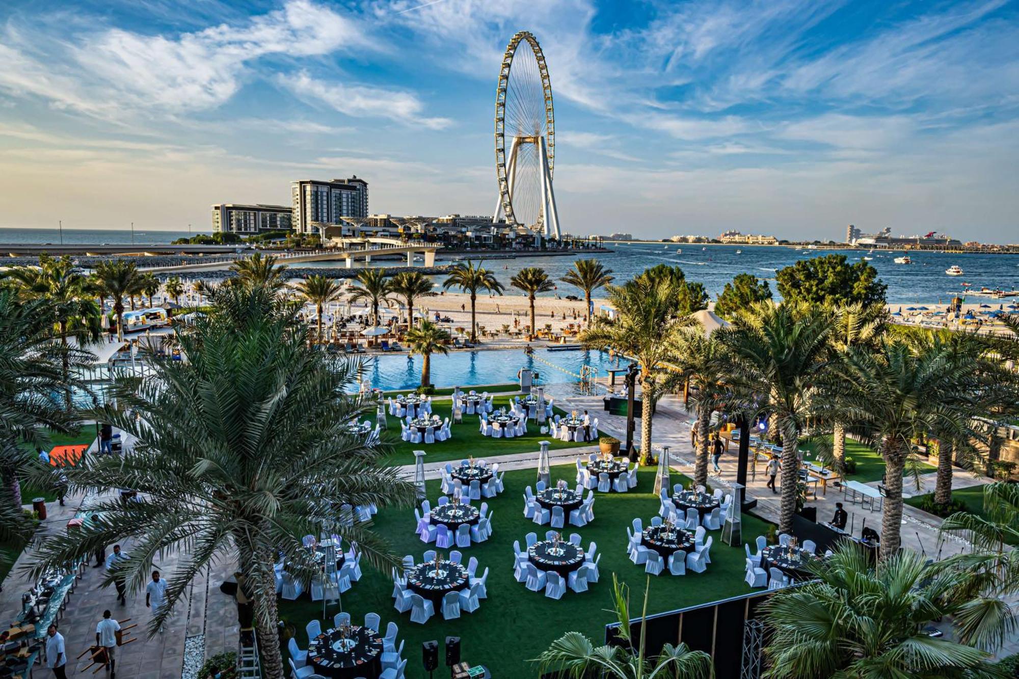 Doubletree By Hilton Dubai Jumeirah Beach Esterno foto