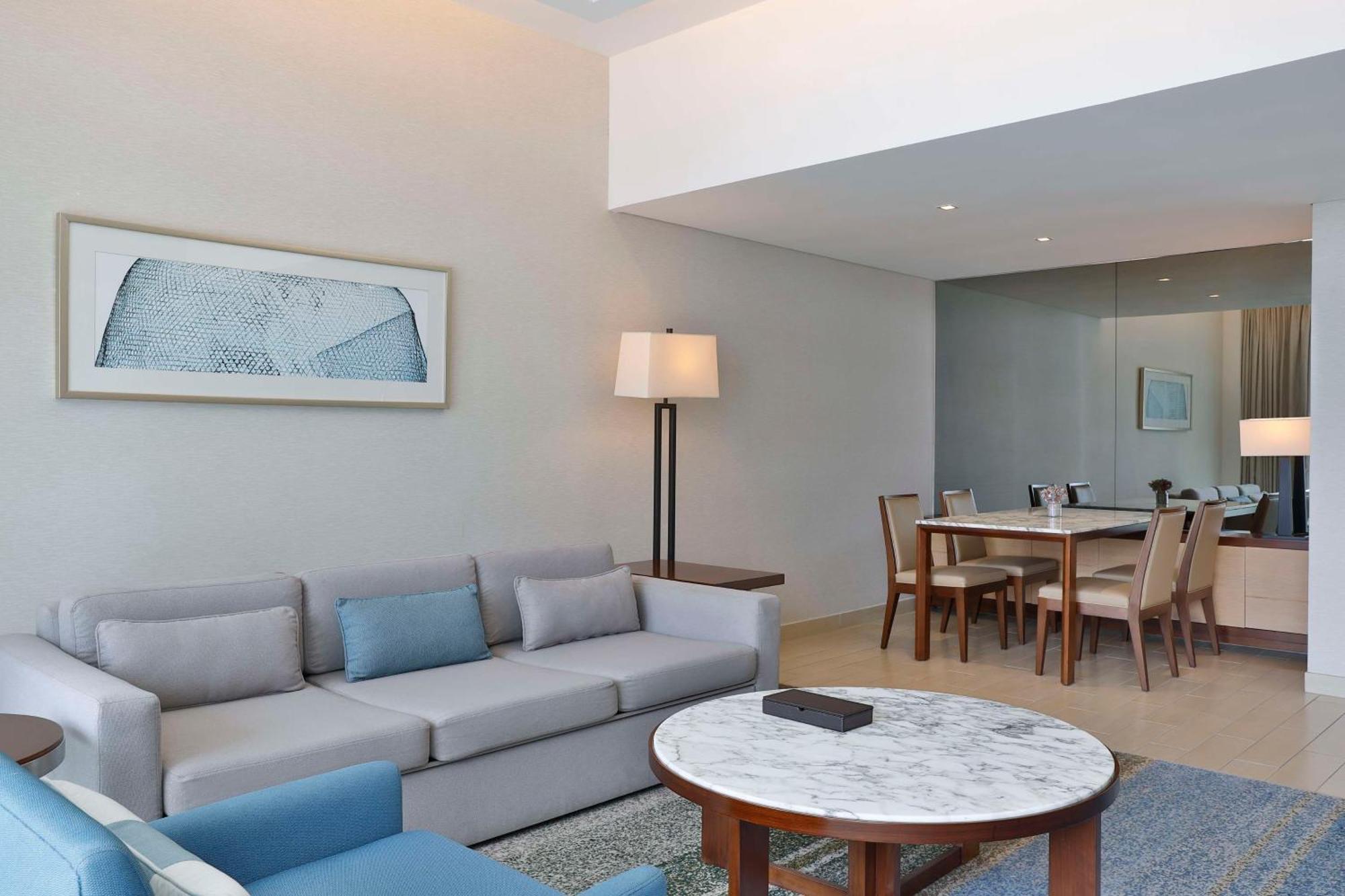 Doubletree By Hilton Dubai Jumeirah Beach Esterno foto